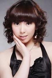 贾鹏飞演员,演绎人生百态，诠释角色灵魂