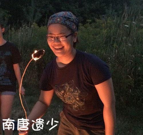 搞笑19岁照片曝光,搞笑照片引网友热议