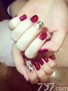 红色的指甲款式图片,探索最新红色指甲款式潮流